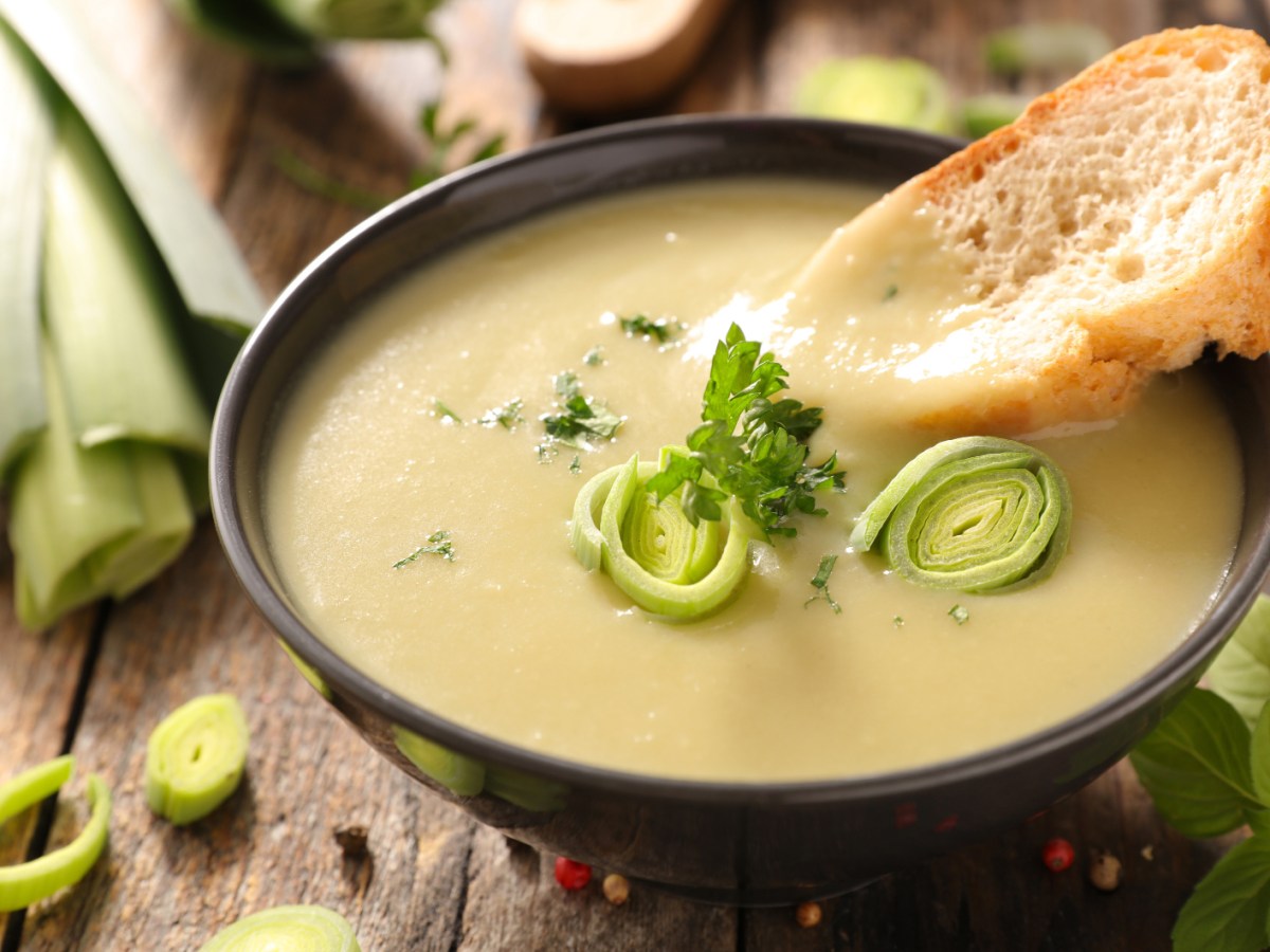 Cremige Lauchcremesuppe: Lecker vegetarisch und perfekt für kalte Tage