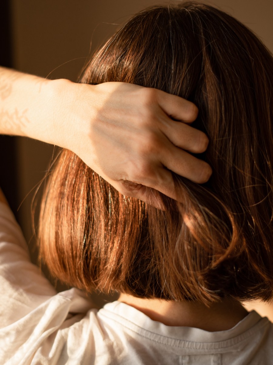 Bob Frisur: Spar dir die Rundb&uuml;rste mit diesem Friseur-Trick