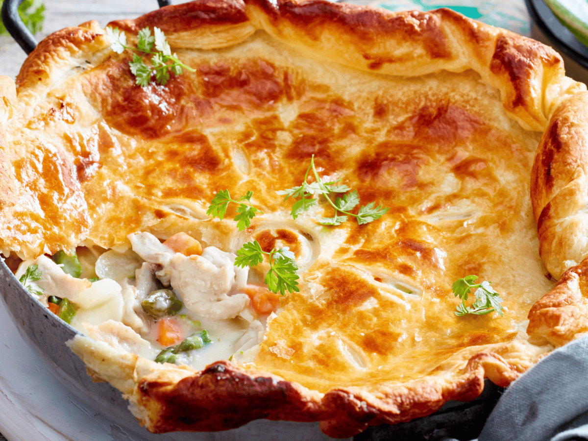 Überbackenes Hähnchenfrikassee.