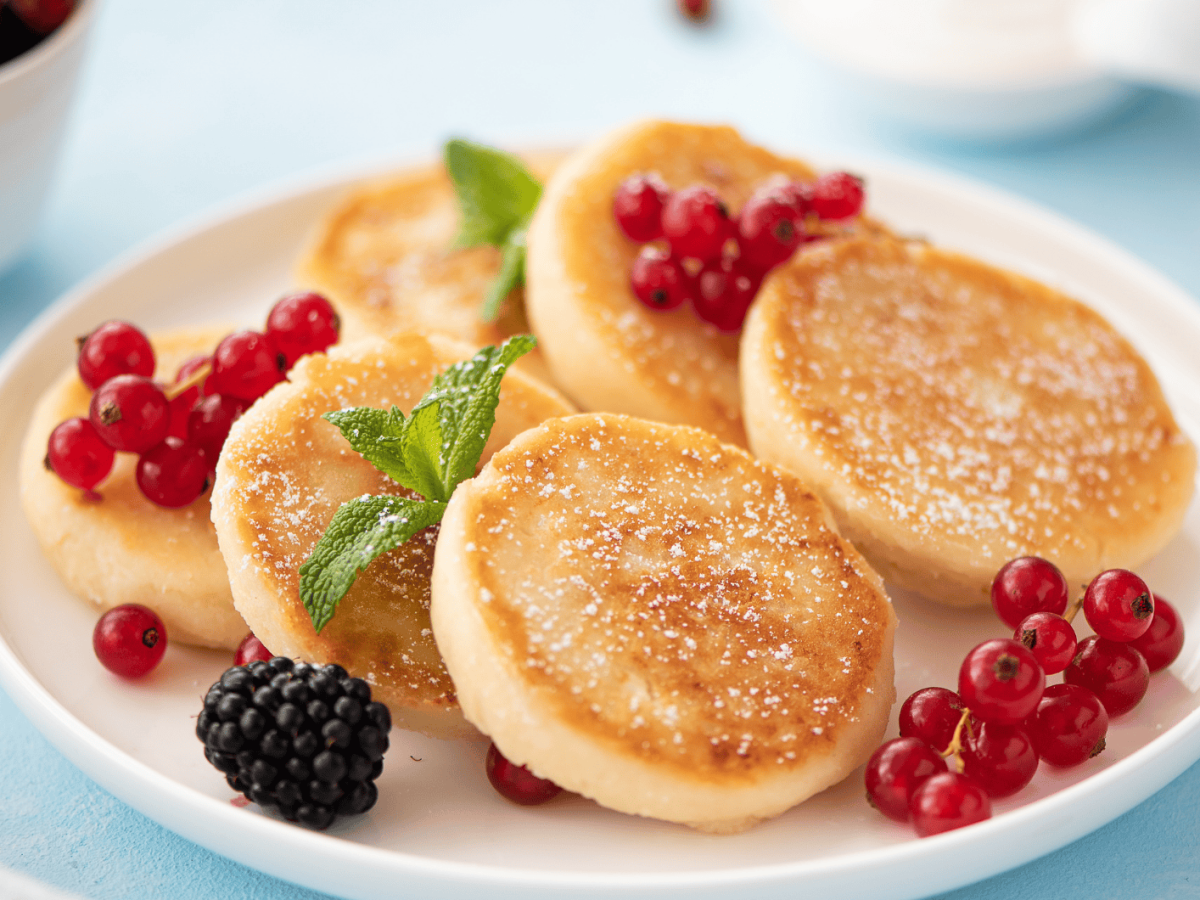 High-Protein Hüttenkäse-Pancakes: Fluffig, lecker und mit ganz viel Eiweiß