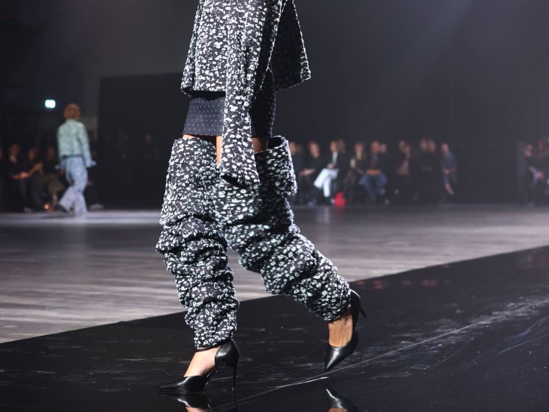 Elegante Pumps von Tamaris bei der Fashion Show von Kilian Kerner.