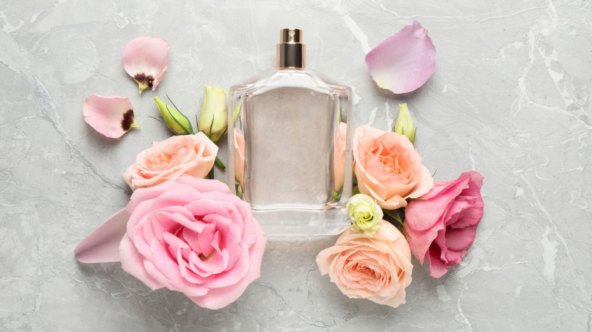 Parfum mit Blumen