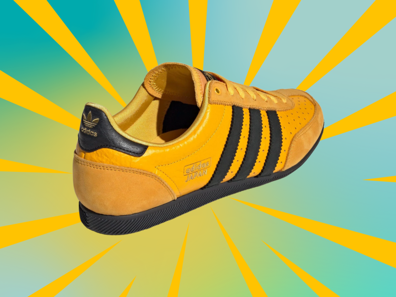 Trend Sneakere Japan von Adidas vor grünem Hintergrund mit gelben Strahlen