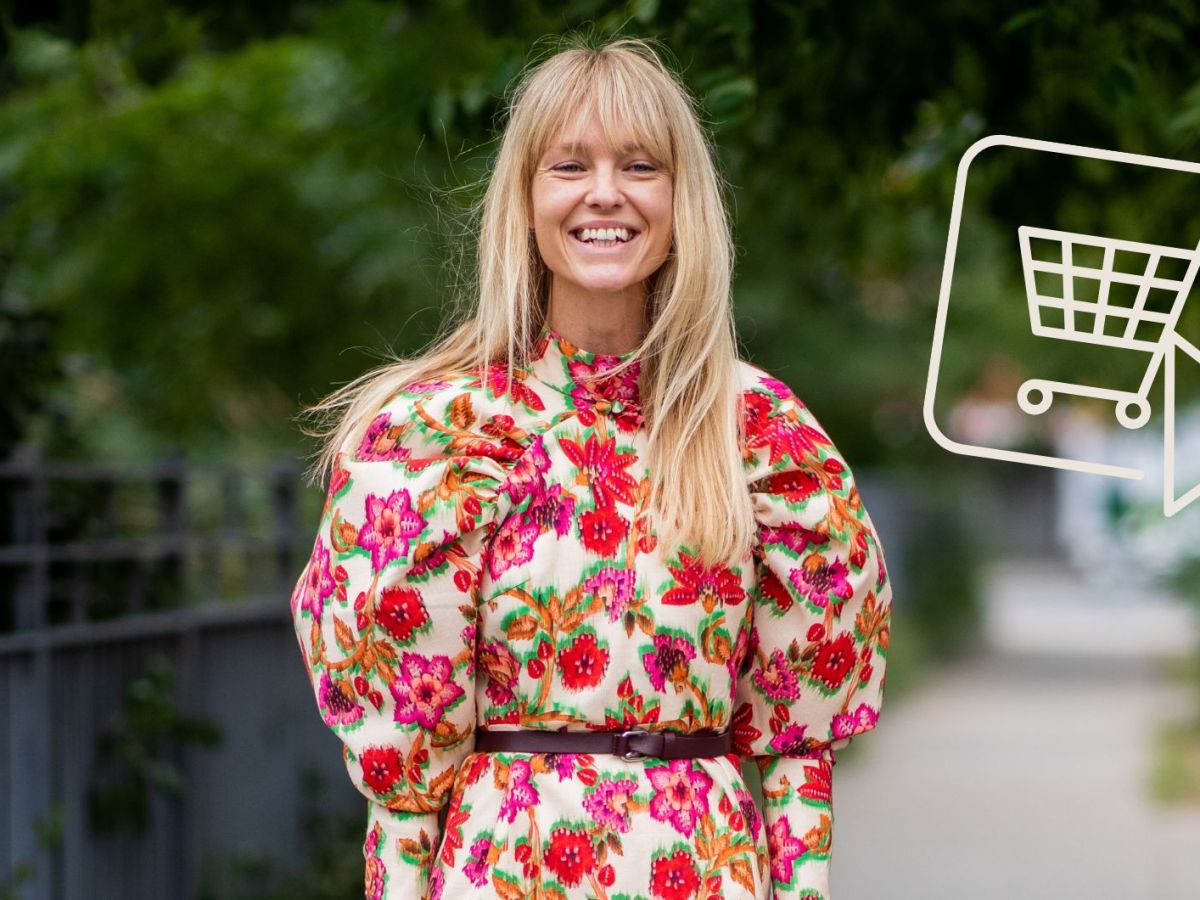 Streetstyle von Jeanette Madsen in einem Blumenkleid