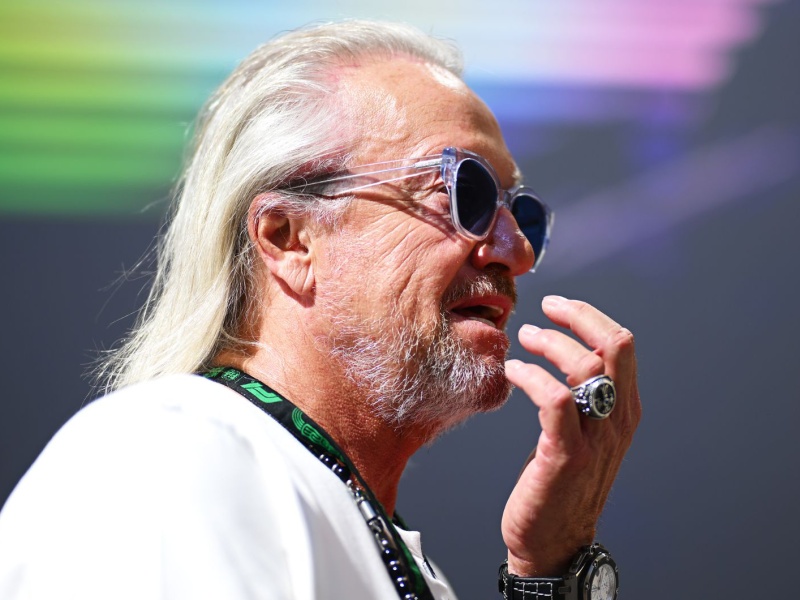 Robert Geiss mit Sonnenbrille