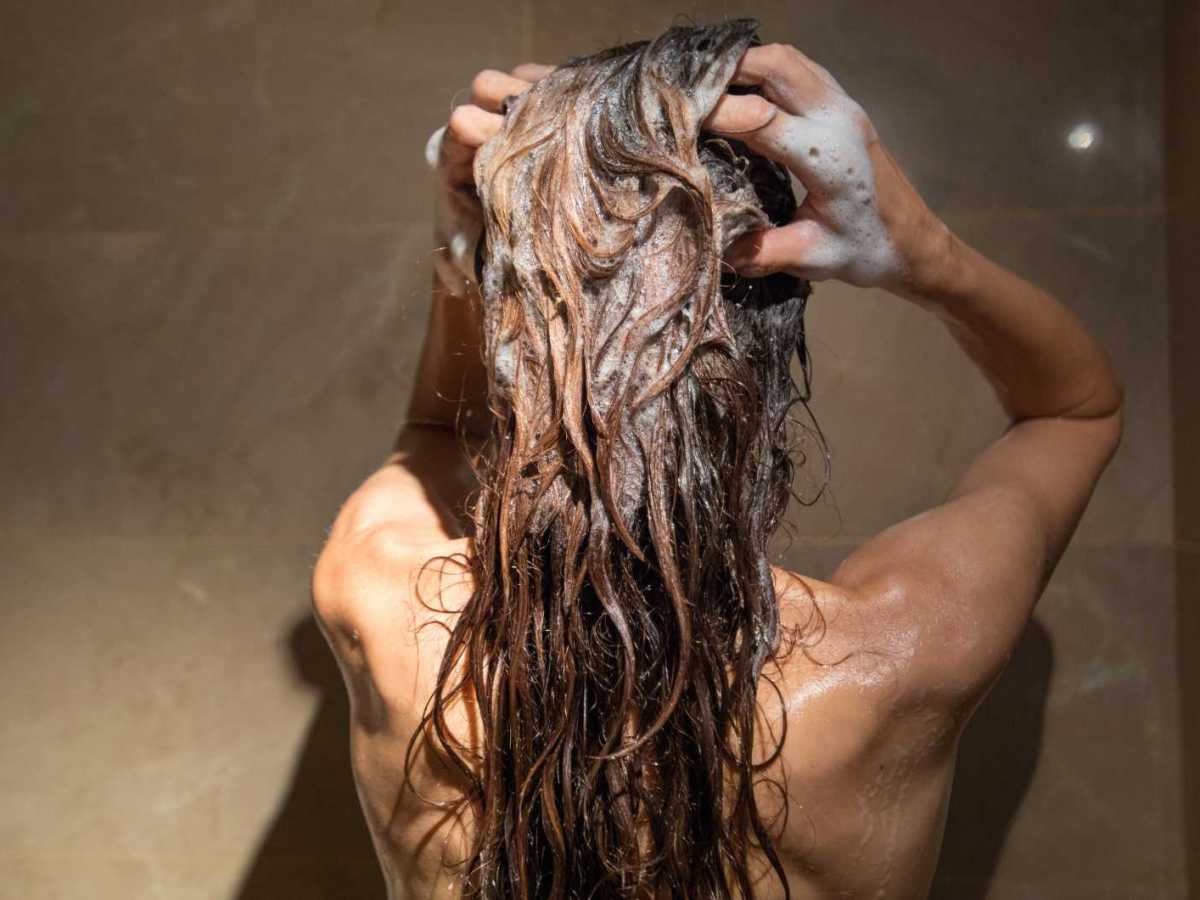Wie oft Haare waschen im Sommer? Die Antwort &uuml;berrascht