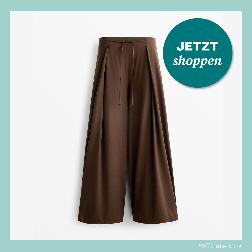 Weite Light Touch Hose in Braun mit Falten von Oysho