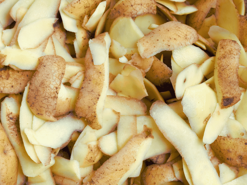 Ein Bild voller Kartoffelschalen