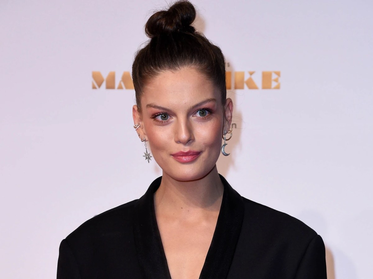 GNTM-Siegerin Vanessa Fuchs auf einer Premiere