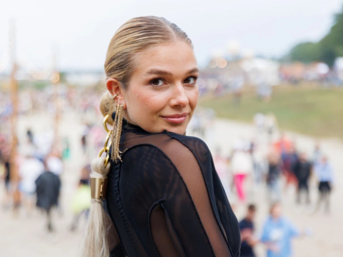 Moderatorin Lola Weippert