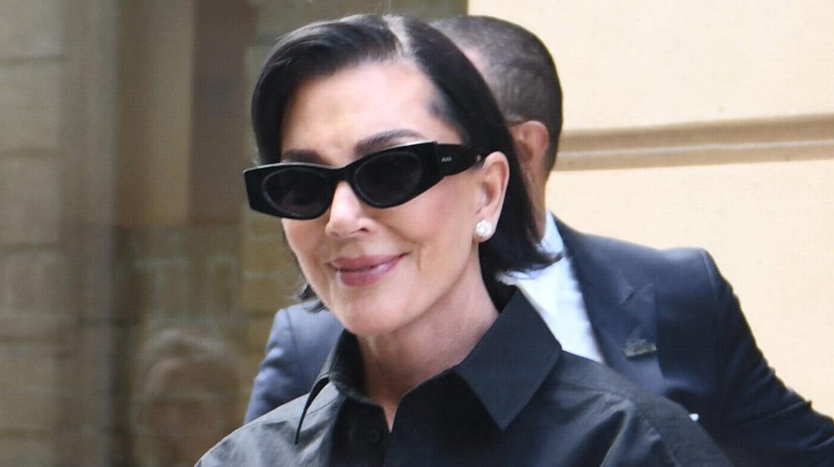 Kris Jenner in Paris