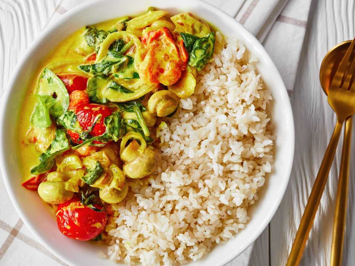 Schnelle Reisgerichte: Diese Rezepte sind blitzschnell gekocht