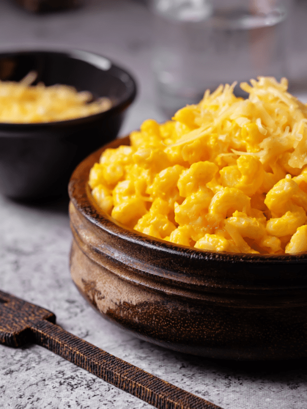 Kürbis Mac and Cheese mit knuspriger Kruste: Vegan und einfach