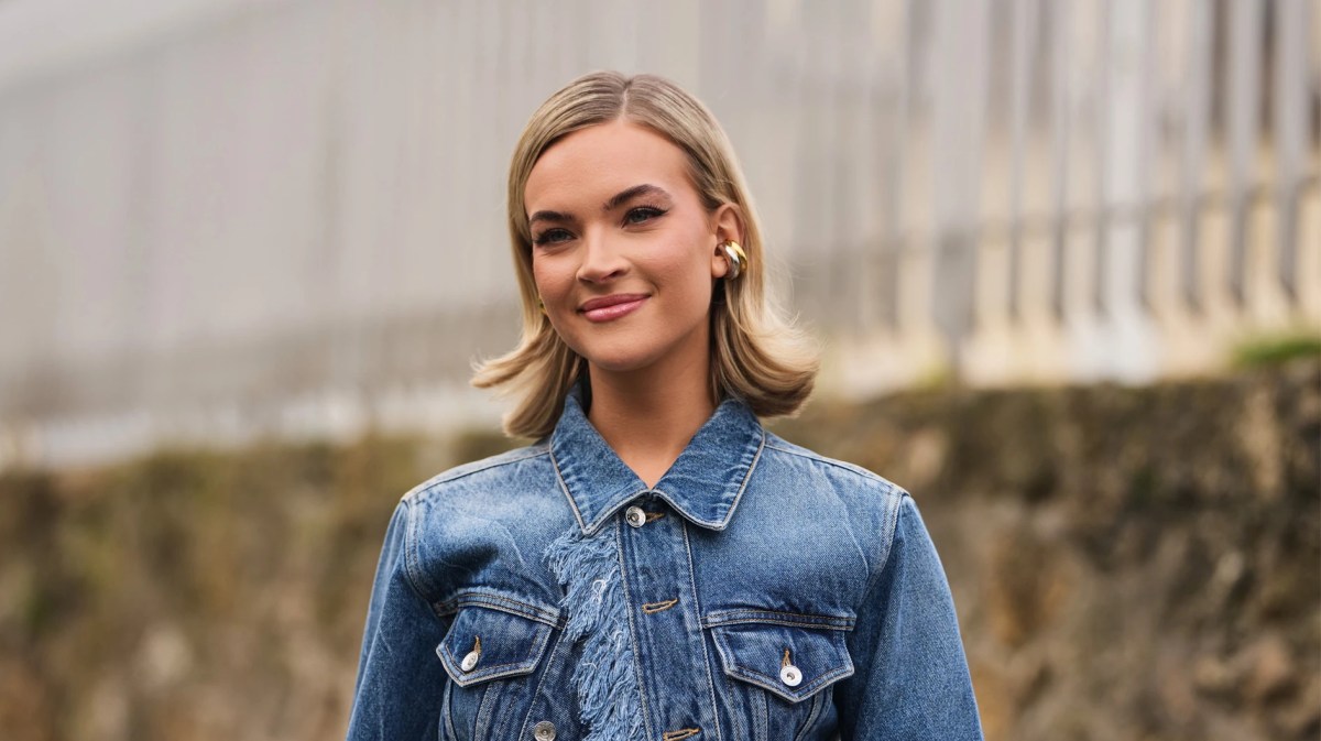 Streetstyle mit Jeansjacke im Sommer