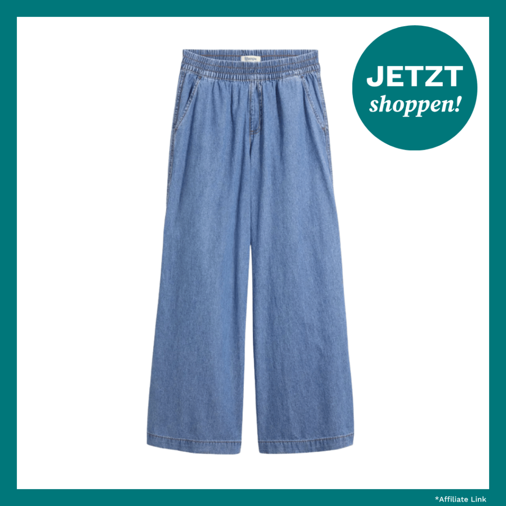 Hellblaue Jeans mit weitem Bein